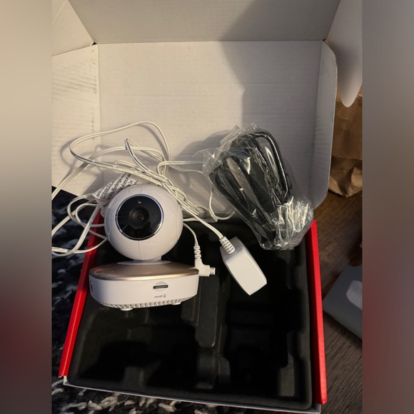 Motorola Smart Nursery Camera - Picture 2 of 2